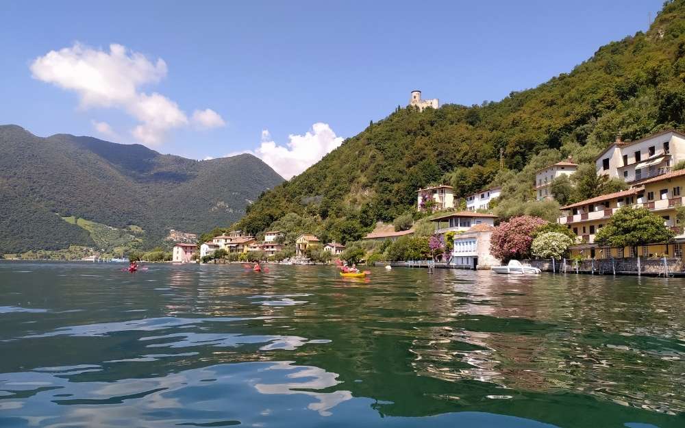 Kayak a Monte Isola - BergamoXP