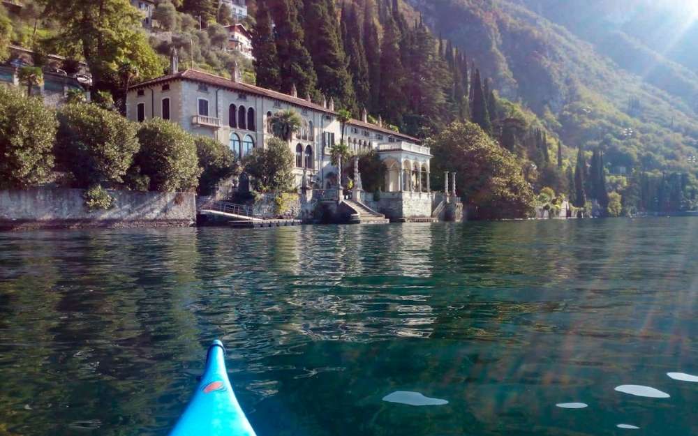 Kayak trip to Varenna - BergamoXP