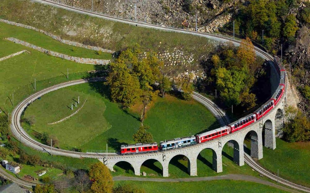 Il Viadotto di Brusio del Treno Rosso del Bernina